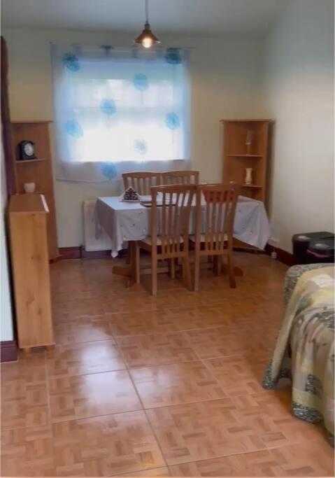Annie Dee'S Guest Accommodation Ballygowan Экстерьер фото